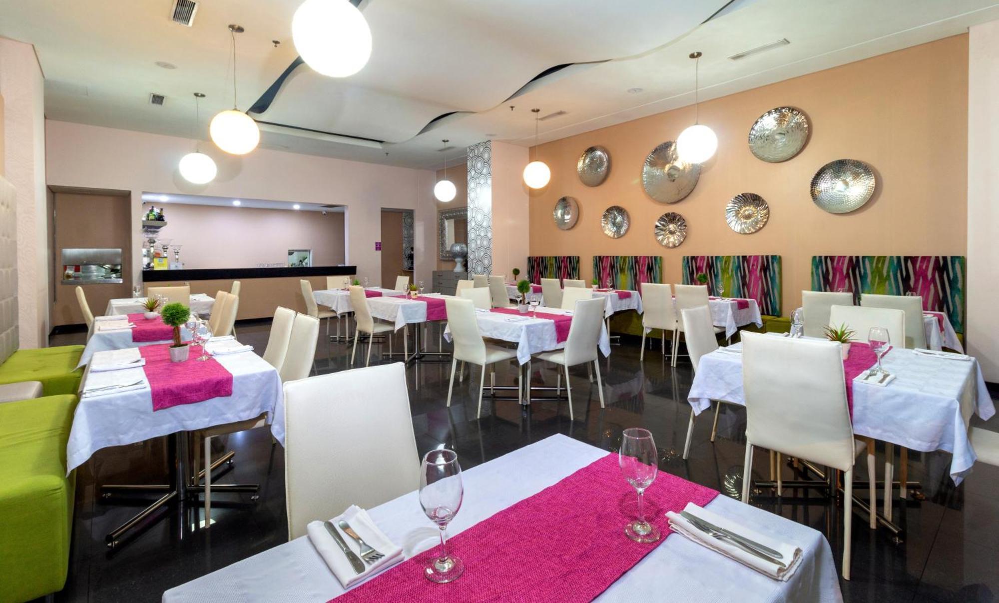 Hotel Baroca Montería Zewnętrze zdjęcie